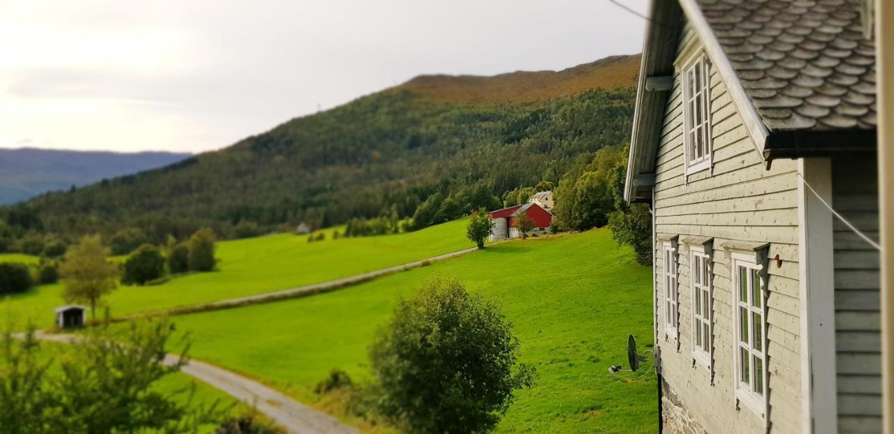 Heggjabygda Gjestegard, Nordfjordeid Habitación foto