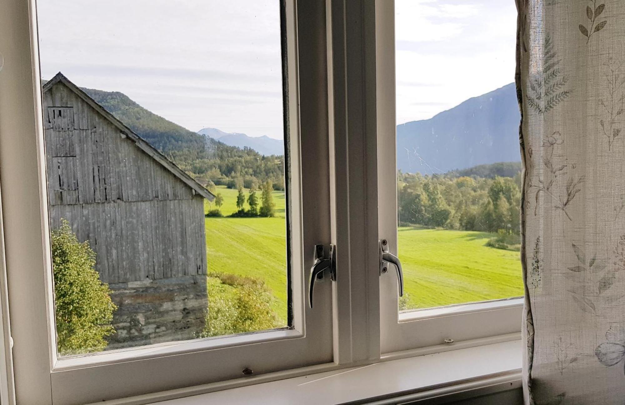Heggjabygda Gjestegard, Nordfjordeid Habitación foto